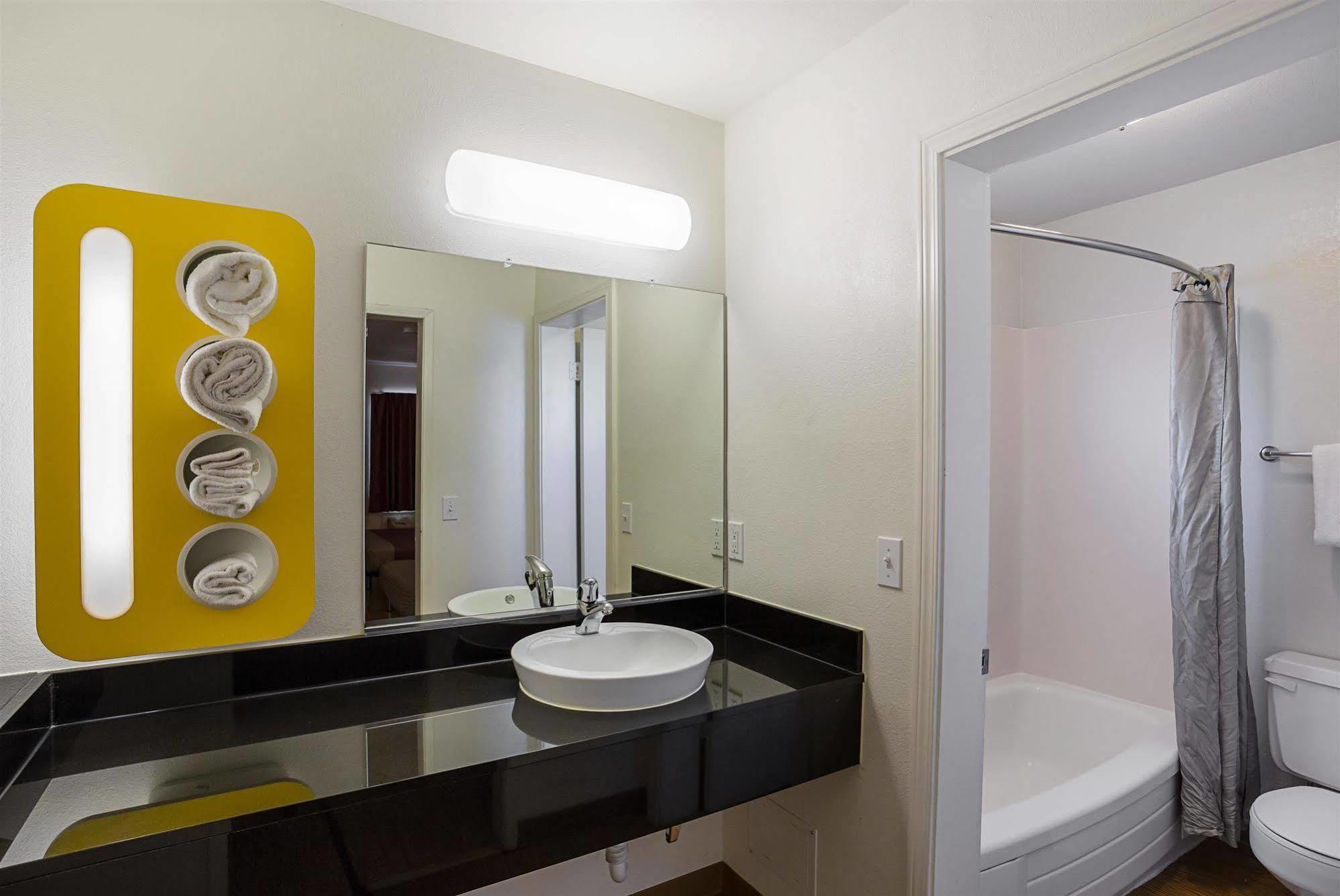 Guest House Ellensburg Ngoại thất bức ảnh